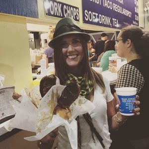 Meet your Posher, Casey